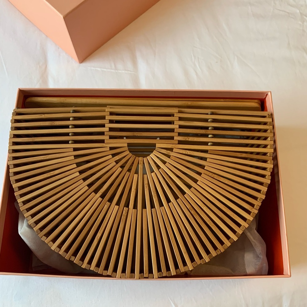 Cult Gaia Large Ark